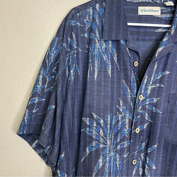 Caribbean Blue Floral Men's Button Down Hawaiian Shirt Size XXL - Picture 6 of 13